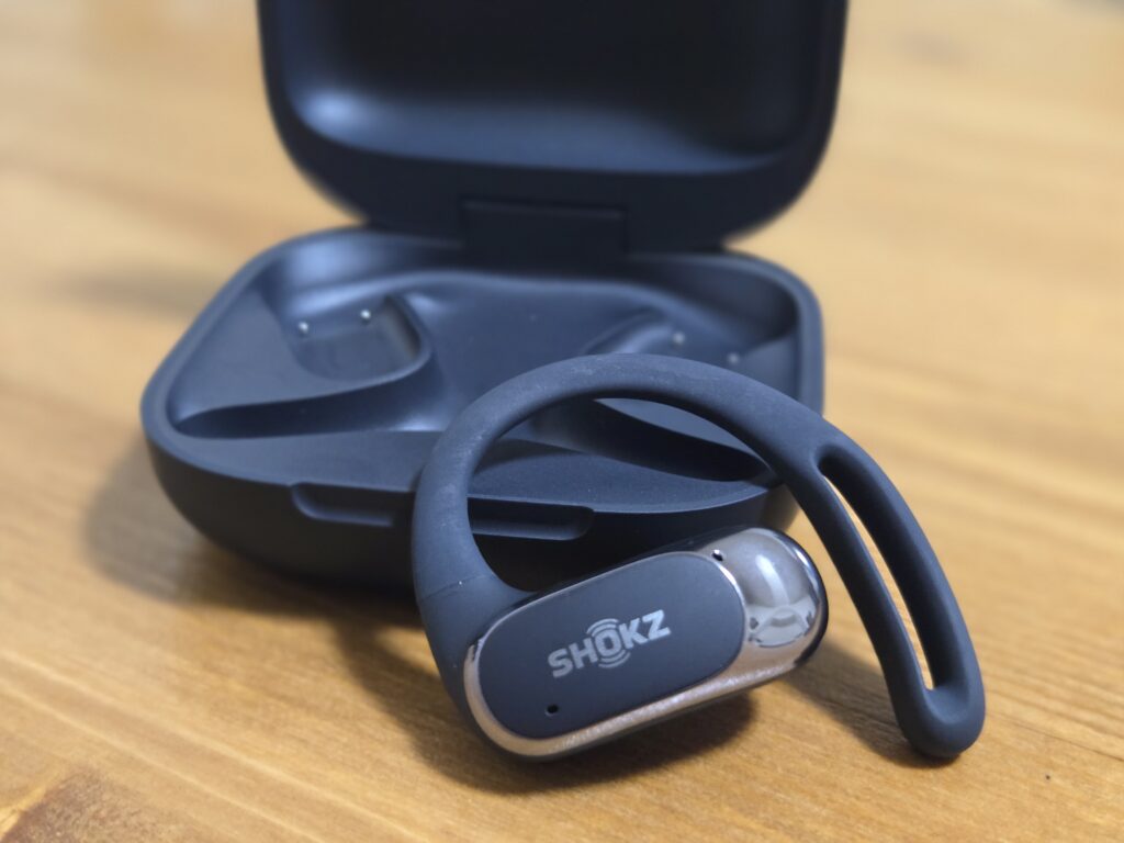 Shokz OpenFit Air本体の外観