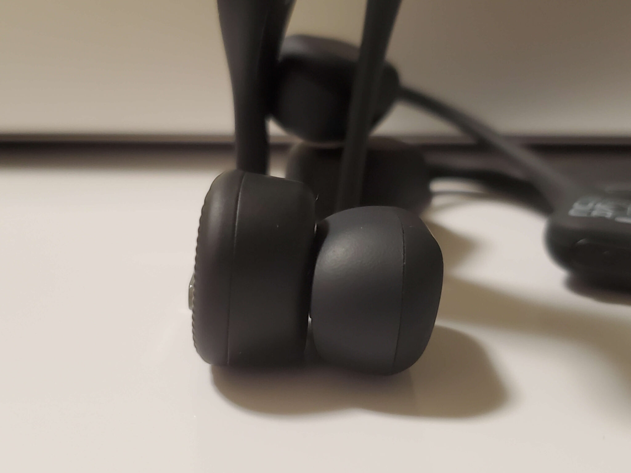 【徹底比較】Shokz OpenRun vs OpenMove！両方使って分かった！おすすめはどっち？ オーディブルNAVI
